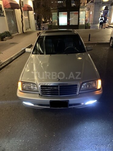 Mercedes C 230 2000, 358,884 km - 2.3 л - Bakı