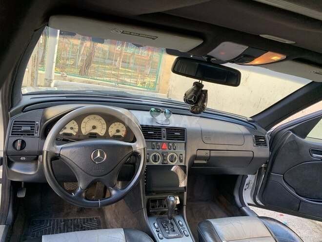 Mercedes C 230 2000, 358,884 km - 2.3 л - Bakı