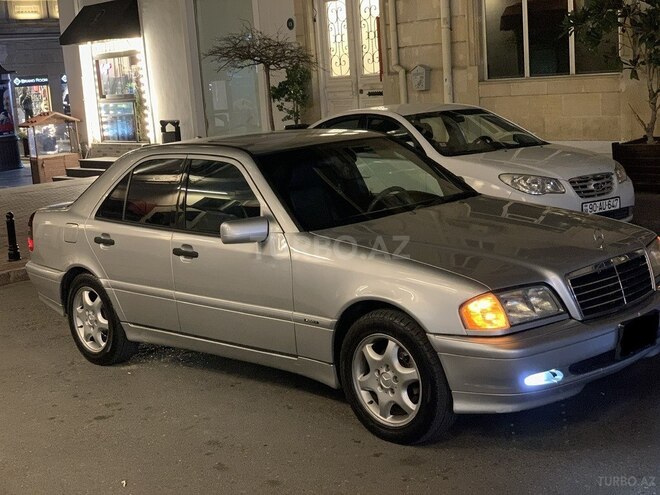 Mercedes C 230 2000, 358,884 km - 2.3 л - Bakı