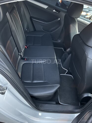 Volkswagen Jetta 2016, 102,000 km - 1.4 l - Bakı