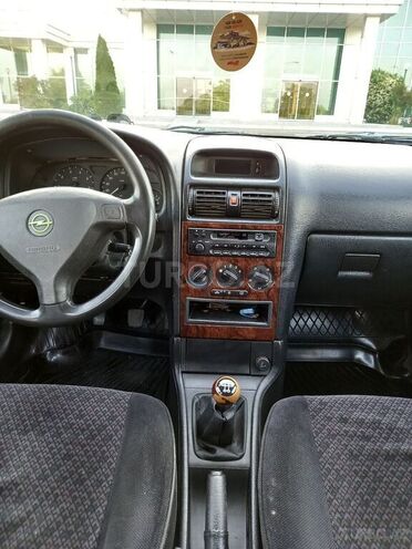 Opel Astra 1998, 186,000 km - 1.6 l - Zaqatala
