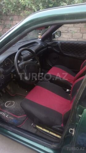 Opel Astra 1997, 265,000 km - 1.6 l - Sumqayıt