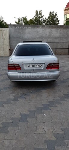 Mercedes E 200 2000, 220,602 km - 2.0 l - Gəncə