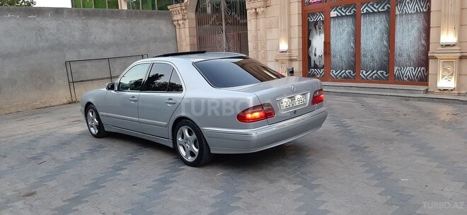 Mercedes E 200 2000, 220,602 km - 2.0 l - Gəncə
