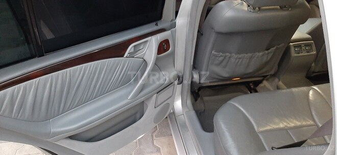 Mercedes E 200 2000, 220,602 km - 2.0 l - Gəncə