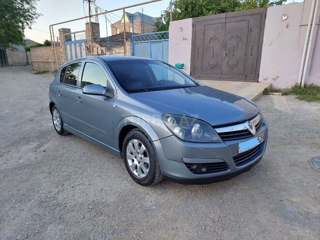 Opel Astra 2006, 256,000 km - 1.6 l - Bakı