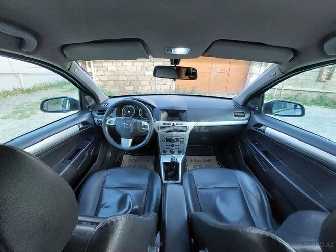 Opel Astra 2006, 256,000 km - 1.6 l - Bakı