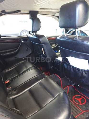 Mercedes C 280 2000, 402,000 km - 2.8 l - Bakı