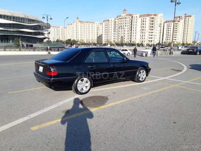 Mercedes C 280 2000, 402,000 km - 2.8 l - Bakı