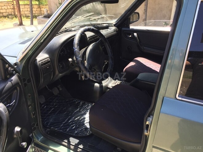 GAZ 31105 2004, 289,700 km - 2.3 l - Bakı