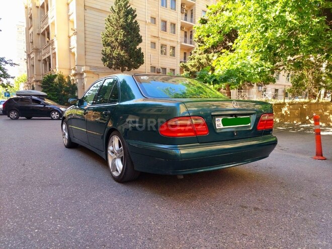 Mercedes E 200 2000, 301,033 km - 2.0 l - Bakı