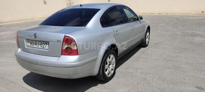 Volkswagen Passat 2002, 270,000 km - 1.8 l - Bakı