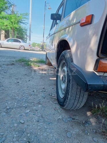 LADA (VAZ) 2106 1983, 10,000 km - 1.5 l - Salyan