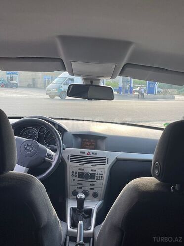 Opel Astra 2008, 178,000 km - 1.4 l - Gəncə