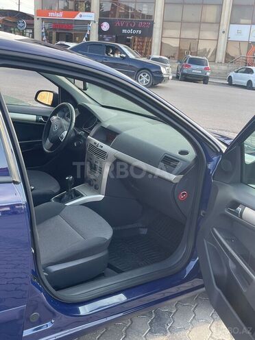Opel Astra 2008, 178,000 km - 1.4 l - Gəncə
