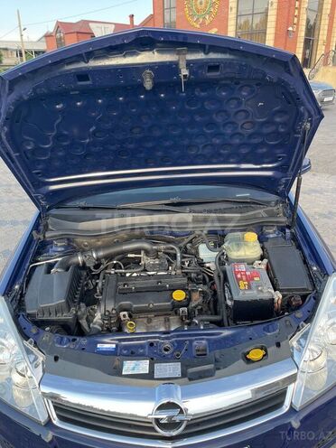 Opel Astra 2008, 178,000 km - 1.4 l - Gəncə