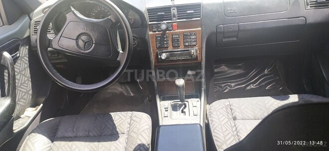 Mercedes C 220 1995, 273,000 km - 2.2 л - Şamaxı