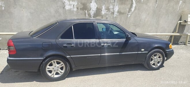 Mercedes C 220 1995, 273,000 km - 2.2 л - Şamaxı