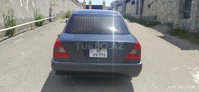 Mercedes C 220 1995, 273,000 km - 2.2 л - Şamaxı
