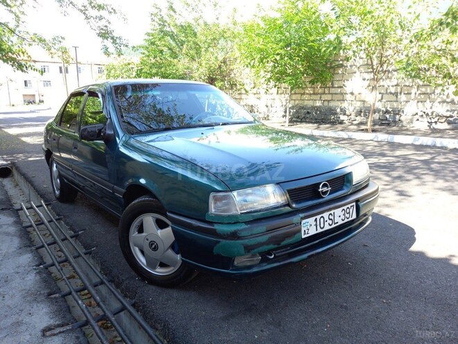 Opel Vectra 1995, 600,000 km - 2.0 l - Qax