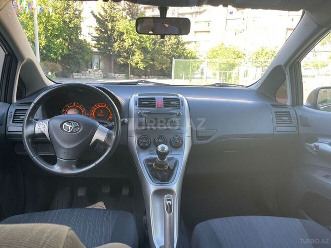 Toyota Auris 2008, 273,219 km - 1.4 л - Bakı