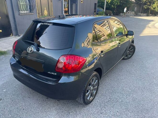 Toyota Auris 2008, 273,219 km - 1.4 л - Bakı