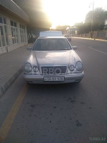 Mercedes E 240 1998, 424,365 km - 2.4 l - Bakı