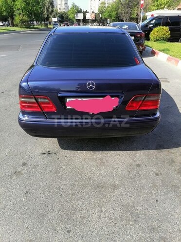Mercedes E 240 1999, 307,000 km - 2.4 l - Bakı