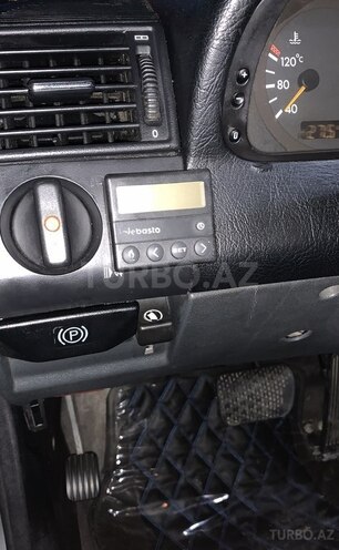 Mercedes C 220 1999, 291,000 km - 2.2 л - Beyləqan