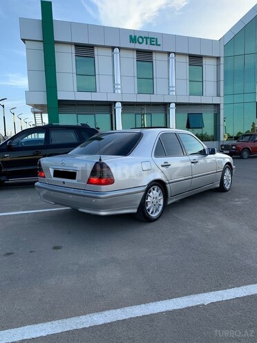 Mercedes C 220 1999, 291,000 km - 2.2 л - Beyləqan