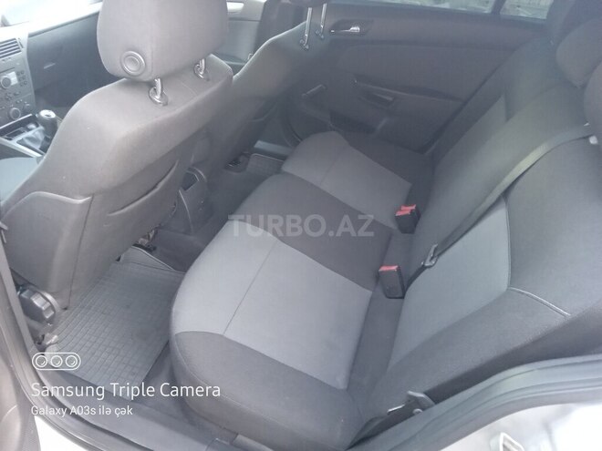 Opel Astra 2006, 180,500 km - 1.3 l - Bakı