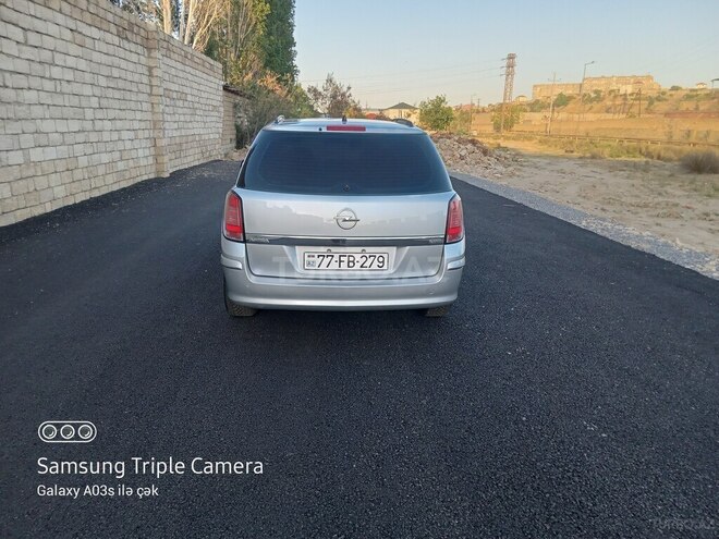 Opel Astra 2006, 180,500 km - 1.3 l - Bakı