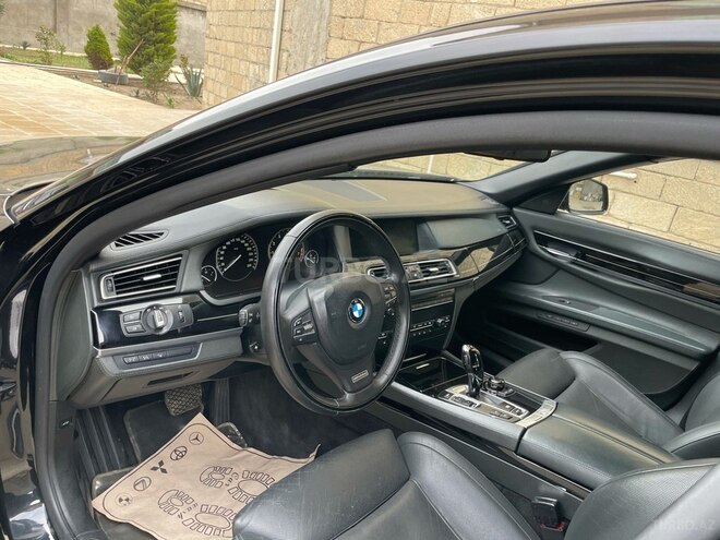 BMW 750 2010, 14,460 km - 4.4 л - Bakı