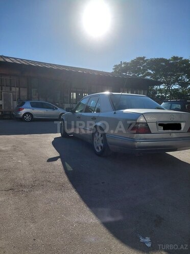 Mercedes E 280 1992, 350,000 km - 2.8 л - Bakı