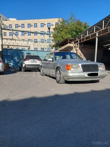 Mercedes E 280 1992, 350,000 km - 2.8 л - Bakı