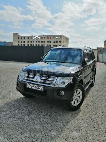 Mitsubishi Pajero 2008, 180,800 km - 3.0 л - Bakı