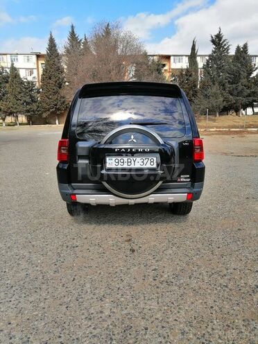 Mitsubishi Pajero 2008, 180,800 km - 3.0 л - Bakı