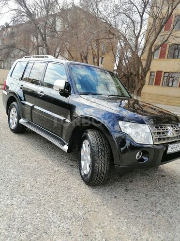 Mitsubishi Pajero 2008, 180,800 km - 3.0 л - Bakı