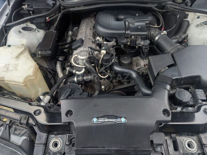 BMW 318 2000, 235,000 km - 1.9 l - Bakı