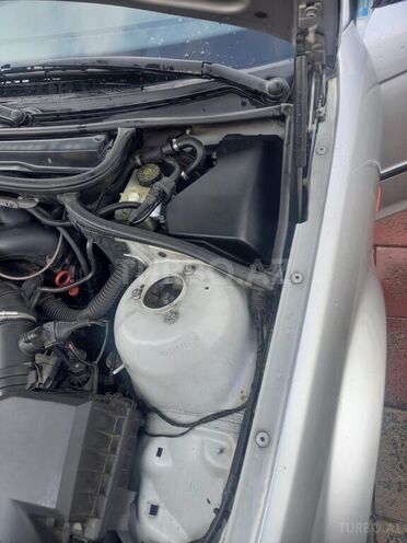 BMW 318 2000, 235,000 km - 1.9 l - Bakı