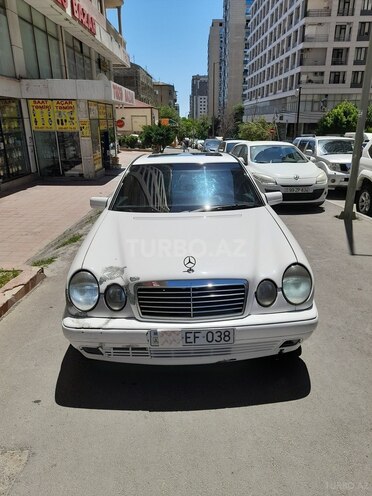 Mercedes E 220 1998, 369,000 km - 2.2 l - Bakı