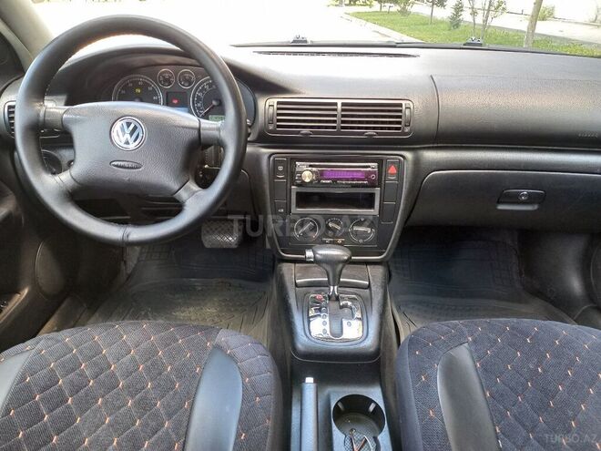 Volkswagen Passat 2002, 215,000 km - 1.8 l - Bakı