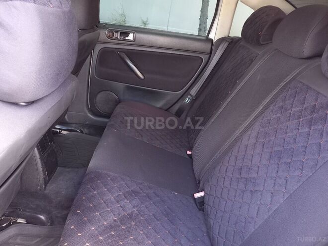 Volkswagen Passat 2002, 215,000 km - 1.8 l - Bakı