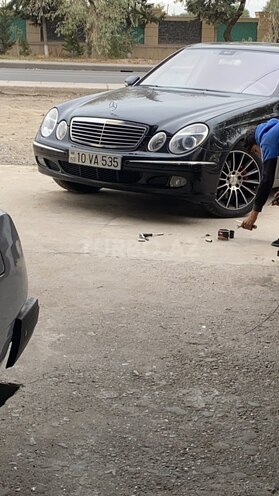 Mercedes E 320 2003, 250,000 km - 3.2 l - Sabirabad