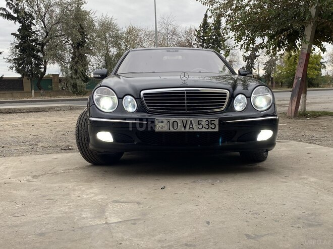 Mercedes E 320 2003, 250,000 km - 3.2 l - Sabirabad
