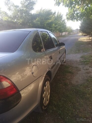 Opel Vectra 1996, 26,532 km - 2.0 l - Bakı
