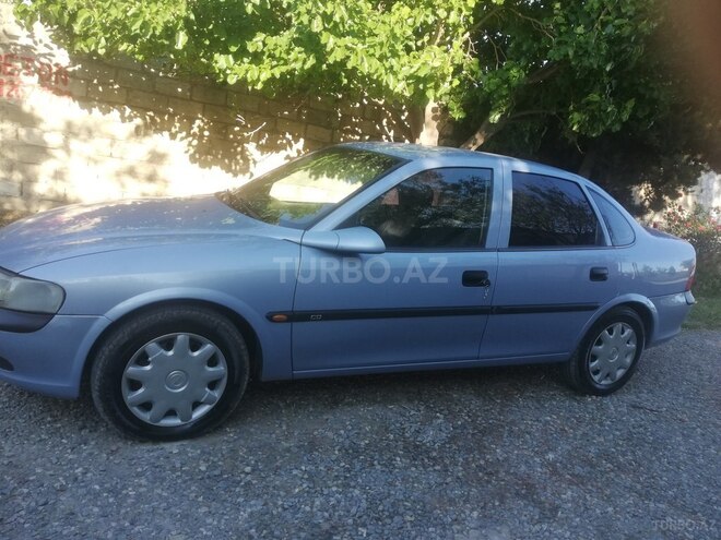 Opel Vectra 1996, 26,532 km - 2.0 l - Bakı