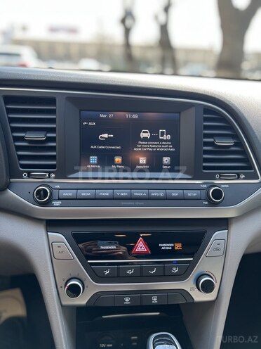Hyundai Elantra 2016, 22,700 km - 2.0 л - Bakı
