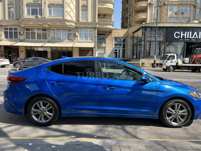 Hyundai Elantra 2016, 22,700 km - 2.0 л - Bakı