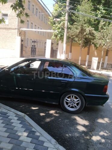 BMW 318 1993, 360,000 km - 1.8 l - Bakı